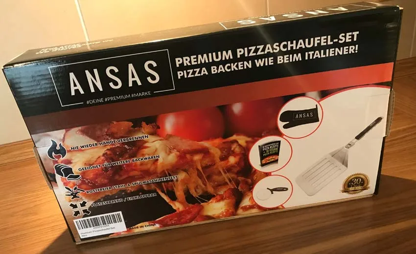 Ansas Pizzaschaufel-Set in der Originalverpackung