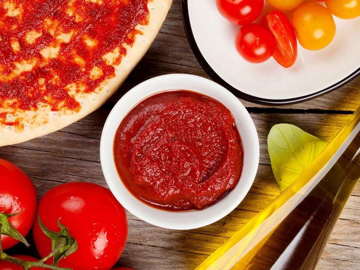 Pizzasoße selbst gemacht geht schnell und einfach